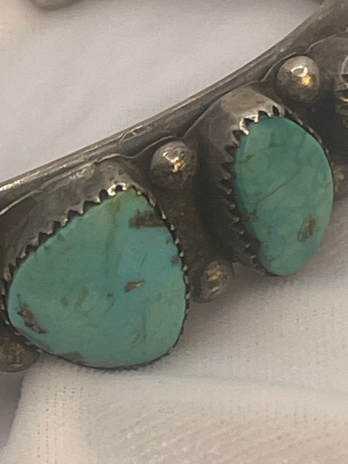 Vintage Unsigned Old Pawn Five-Stone Sleeping Beauty Turquoise with Silver Raindrops Accent Cuff Bracelet