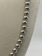 Closeup of he pearls of a Preowned Unisex 925 Sterling Silver Bead Strand Necklace