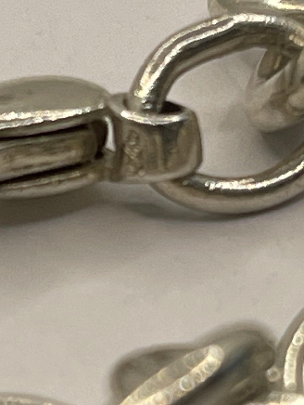 Closeup of 925 Sterling Silver Round Link Chain Bracelet