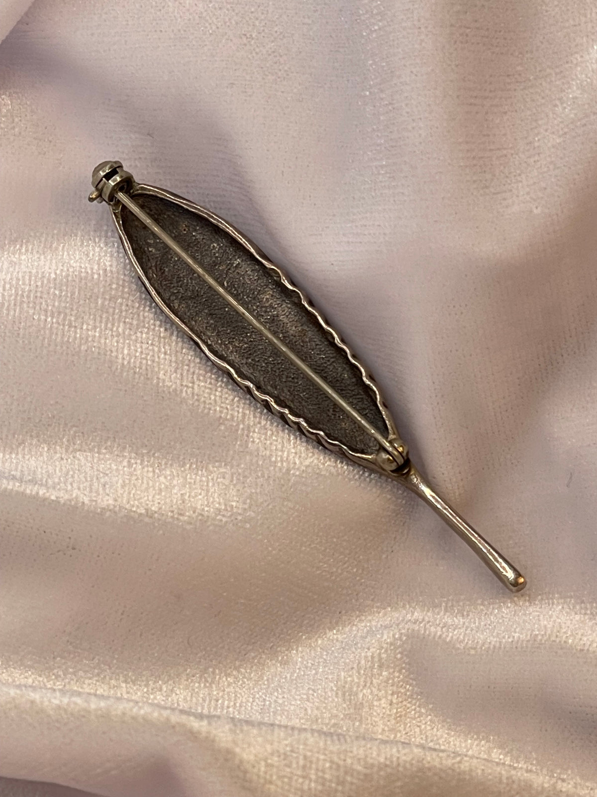 Vintage Mid-Century American Sterling Silver Leaf / Feather Brooch