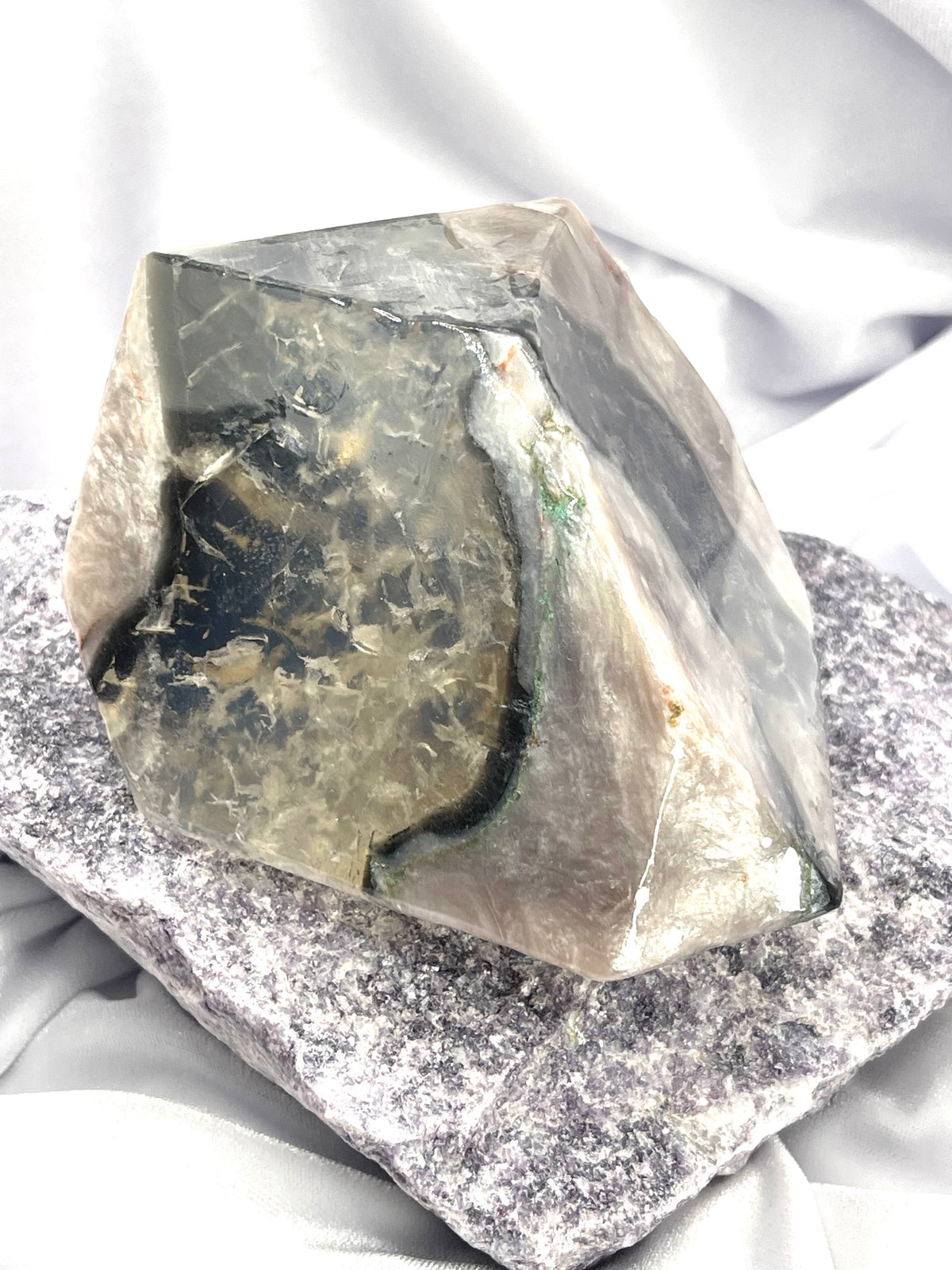 Septarian Geode SoapRocks® Redwood Juniper Pinion Bath Soap