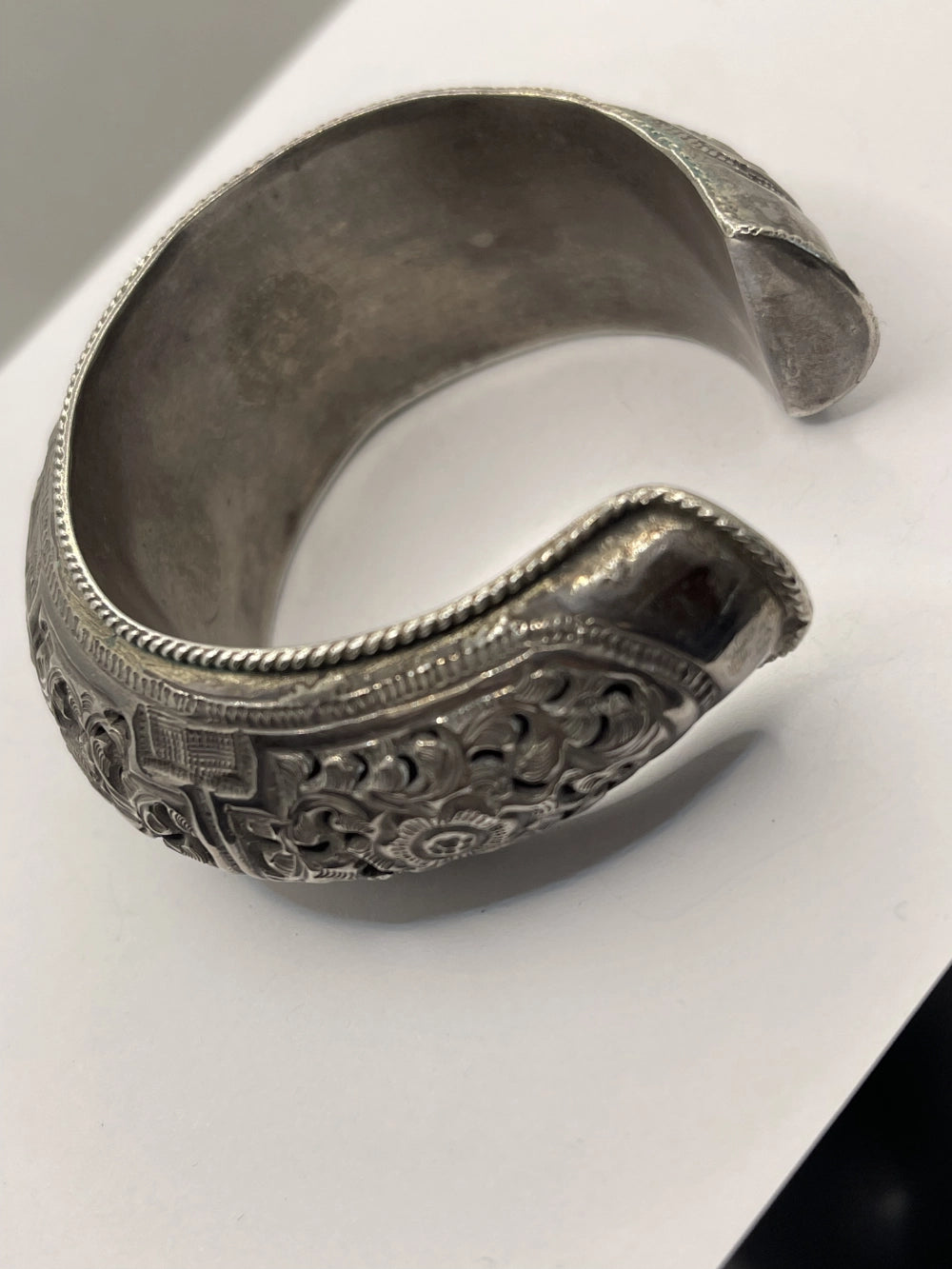 Side view of Vintage Antique Southeast Asian Silver Repoussé Cuff
