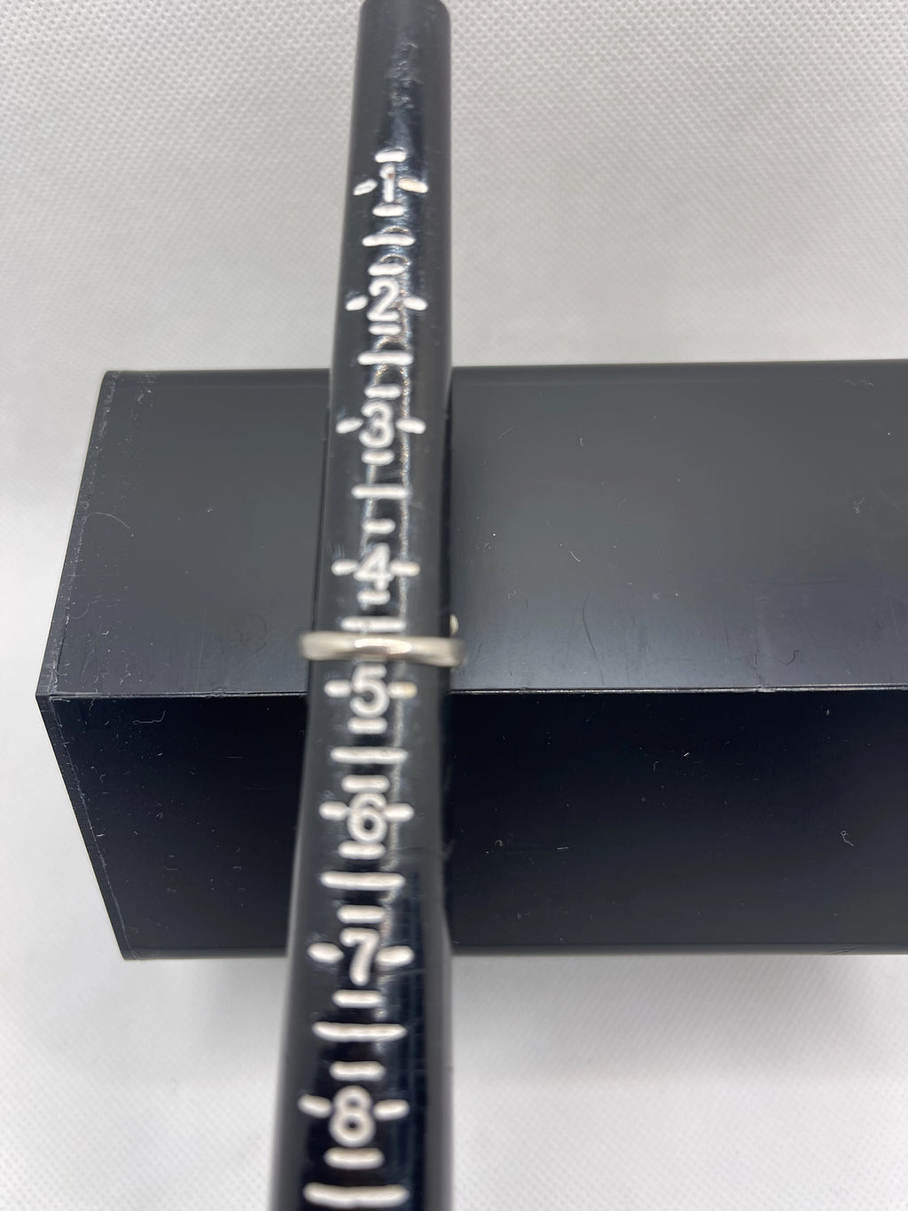 Measurementds of the Ring SIze for the Georg Jensen 11A Silver Ball Ring Sterling Silver