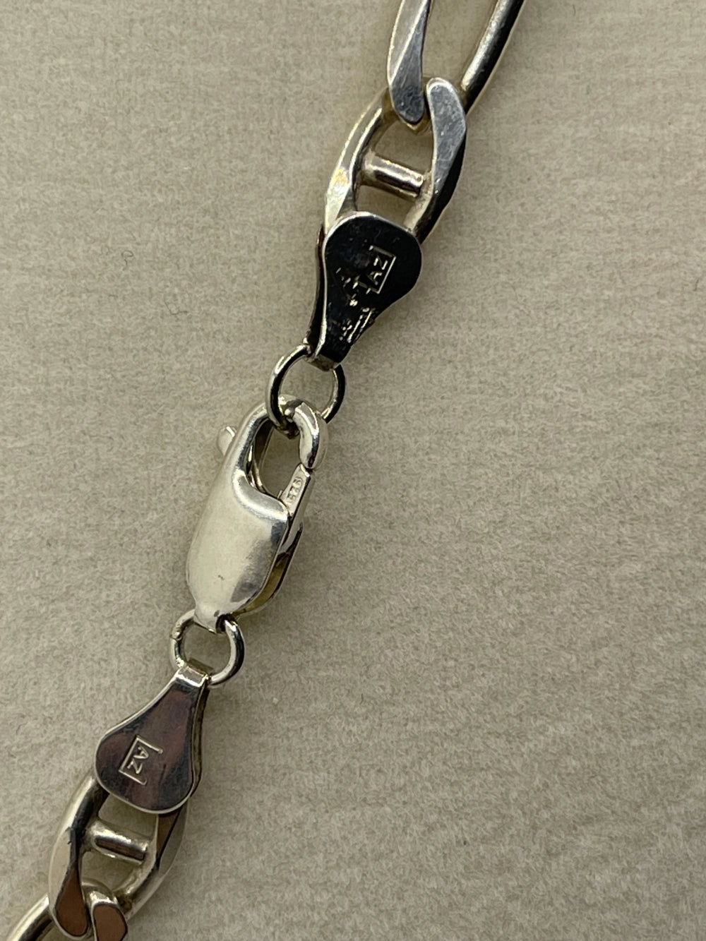 Clasp of a Vintage AZ Italy Sterling Silver Figaro Chain Link Necklace 17"