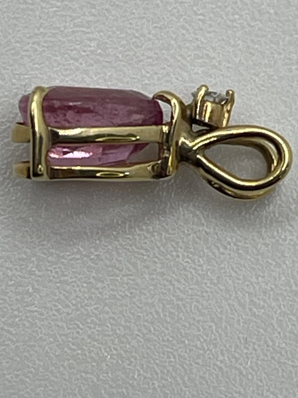 Side View of the Preowned Vintage Natural Pink Teardrop Sapphire Diamond 14K Gold Pendant