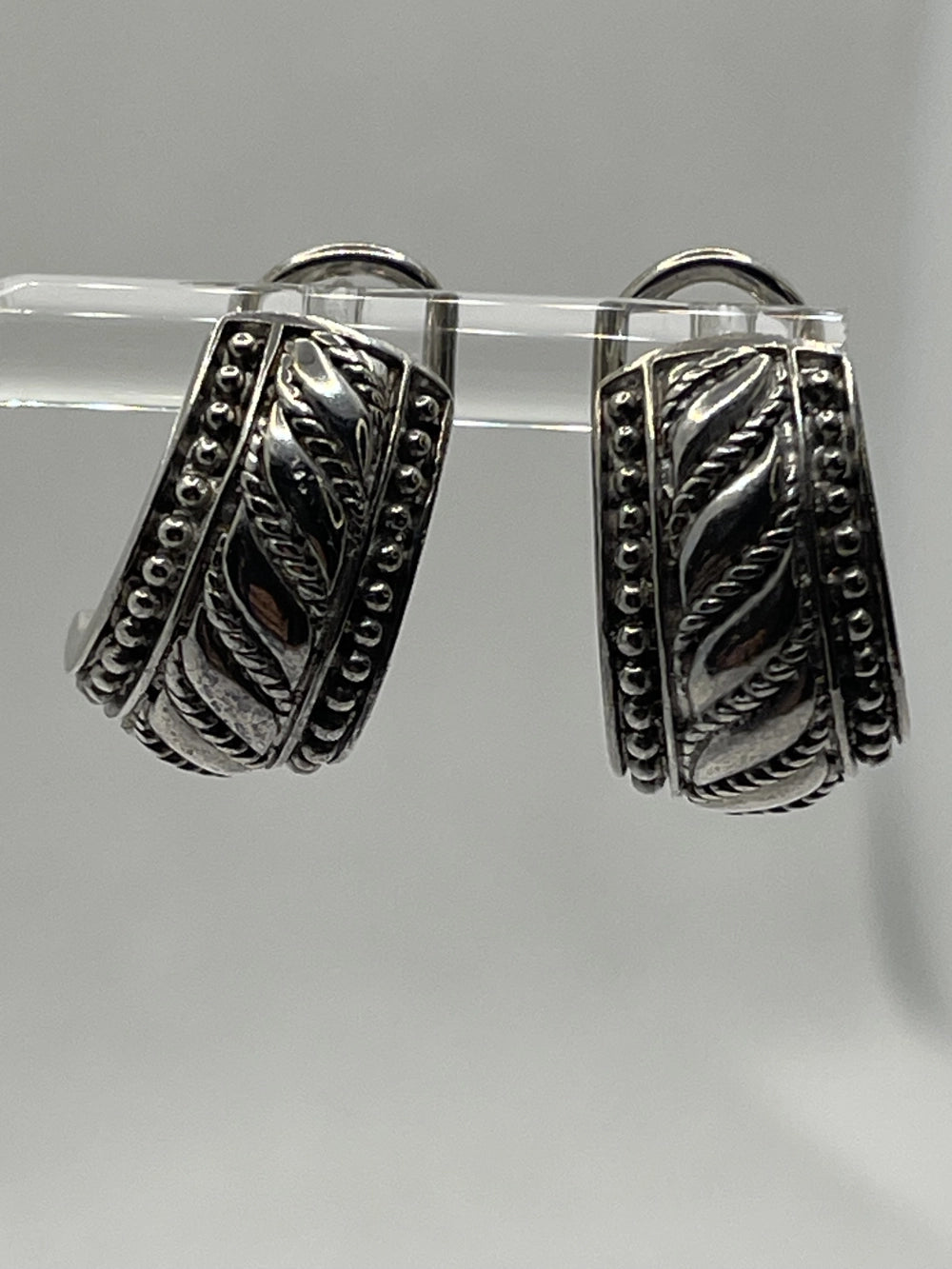 Judith Ripka Retired Thailand 925 Silver Dome Half Hoop Earrings