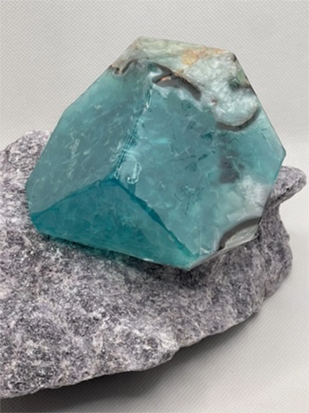 Aqua Geode SoapRocks®  Lime Melon Bath Soap