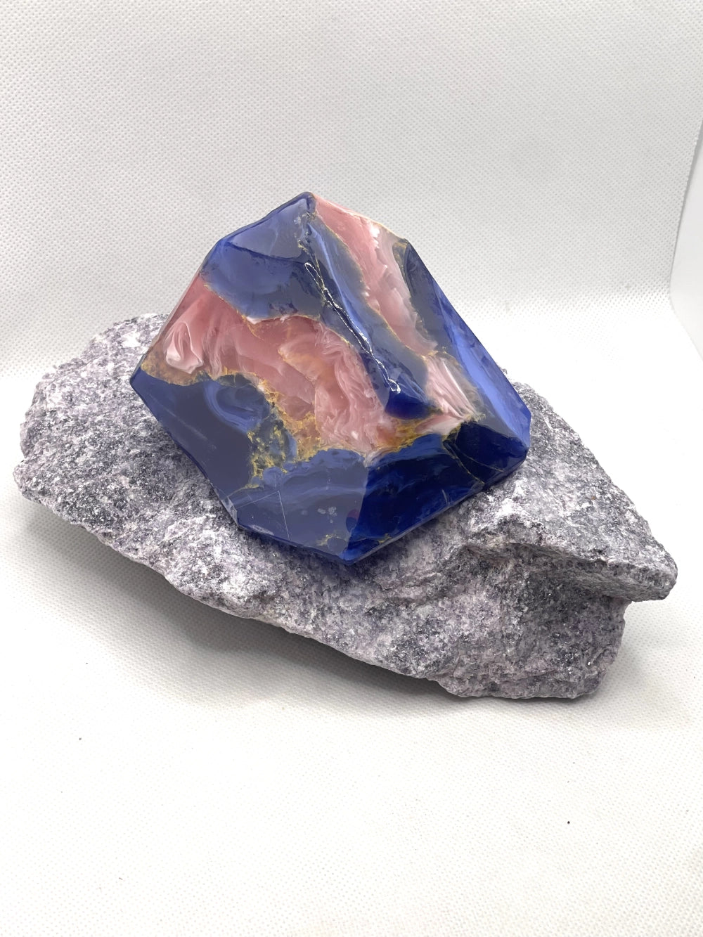 Soaprocks® Jewel Line Rhodochrosite in Lapis Lazuli Bath Soap