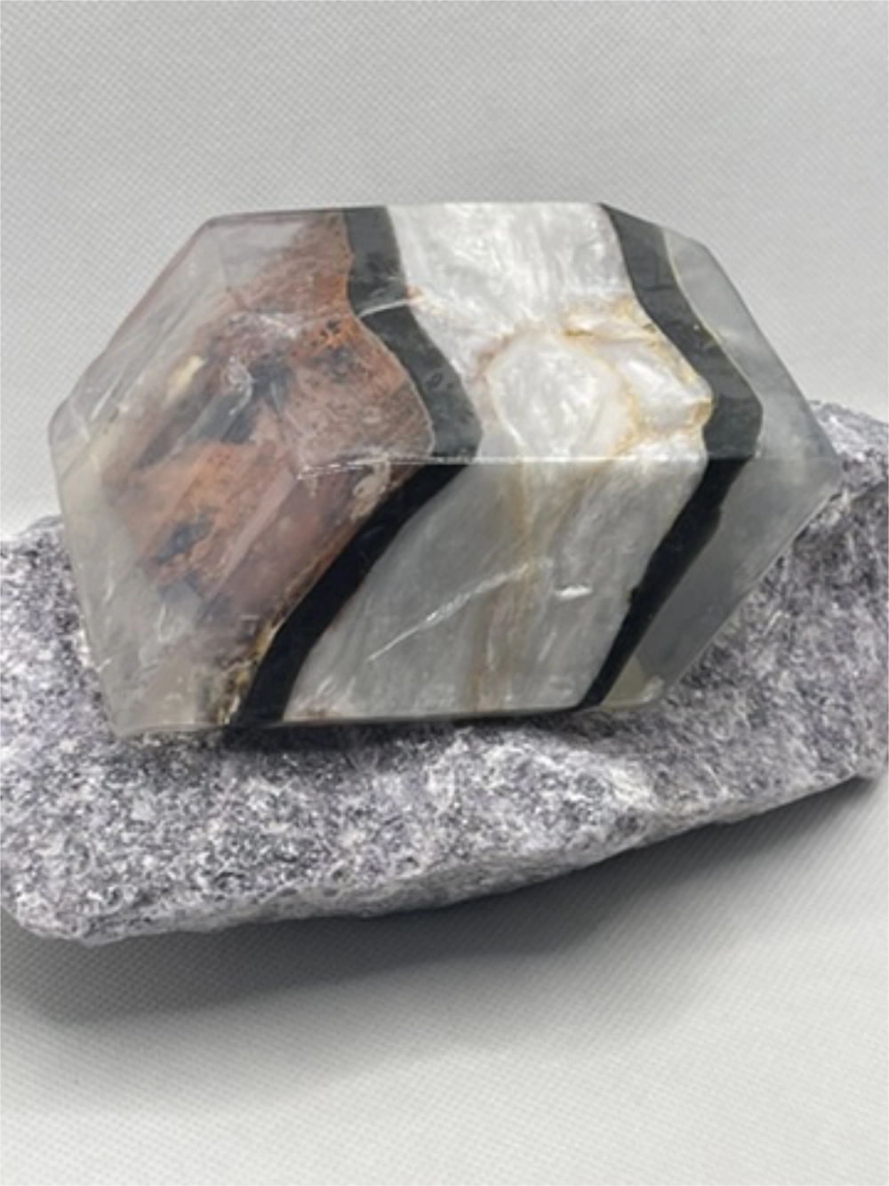 Platinum Gold Copper SoapRocks®  Island Fresh Bath Soap