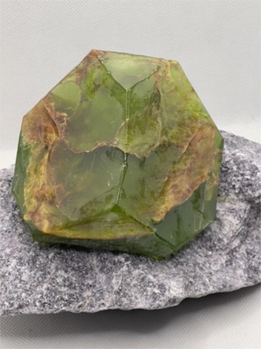 Tsavorite Green Garnet Grapefruit Passion Gemstone Bath Soap