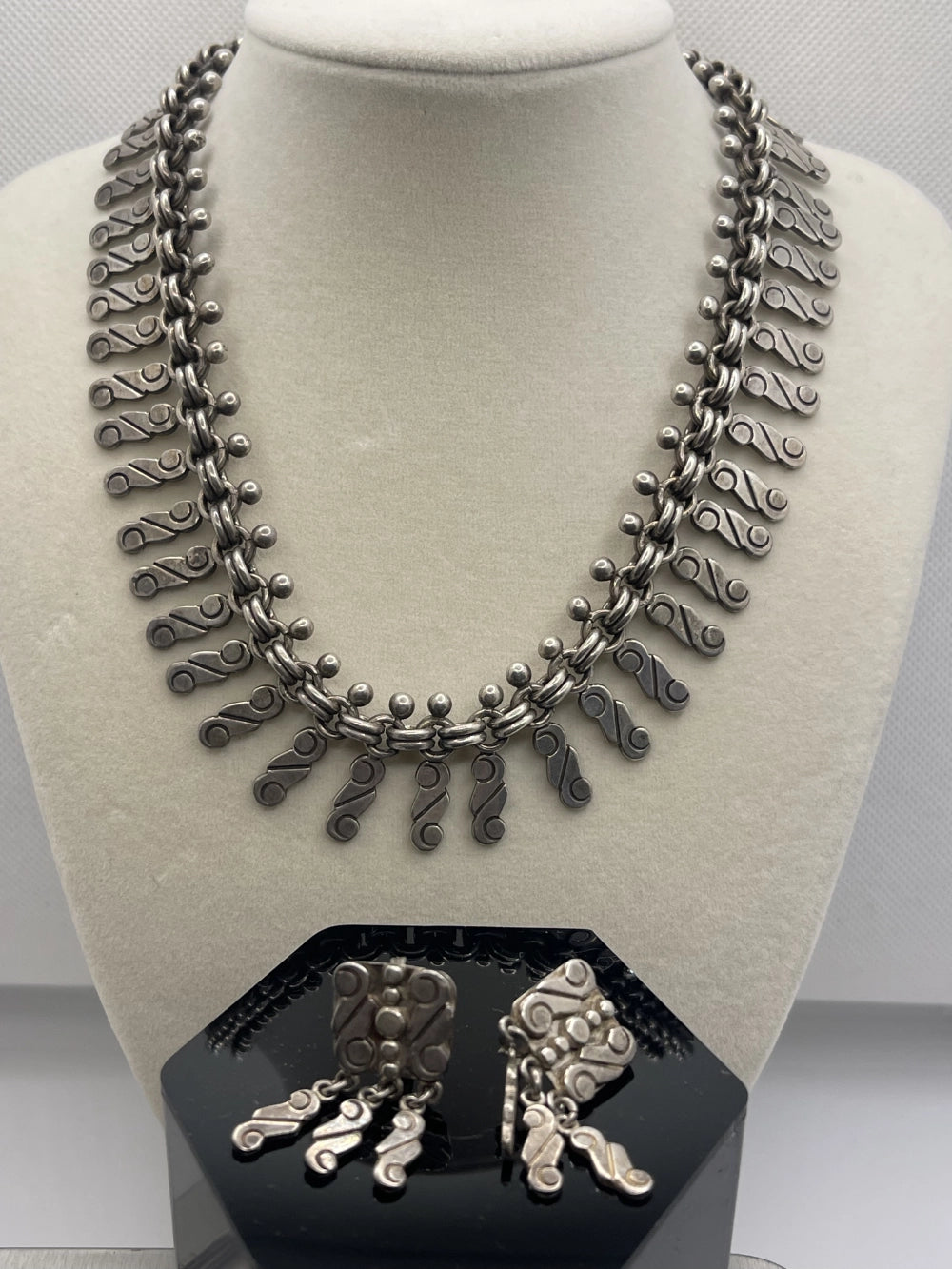 Vintage 1980s Dulce Taxco Sterling Silver Earrings