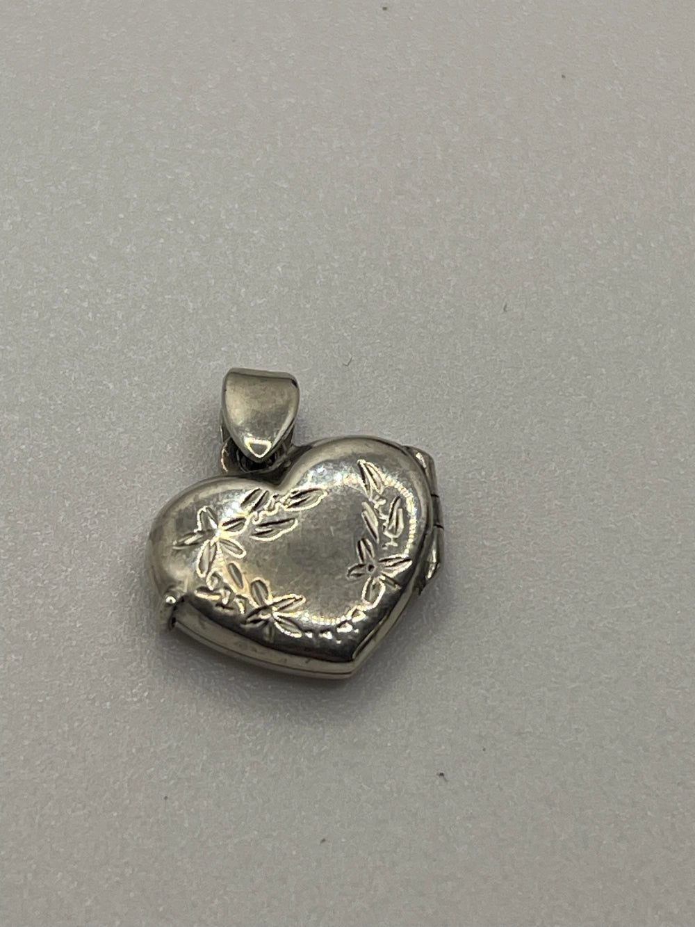 Vintage 925 Sterling Silver Heart Shaped Locket Pendant