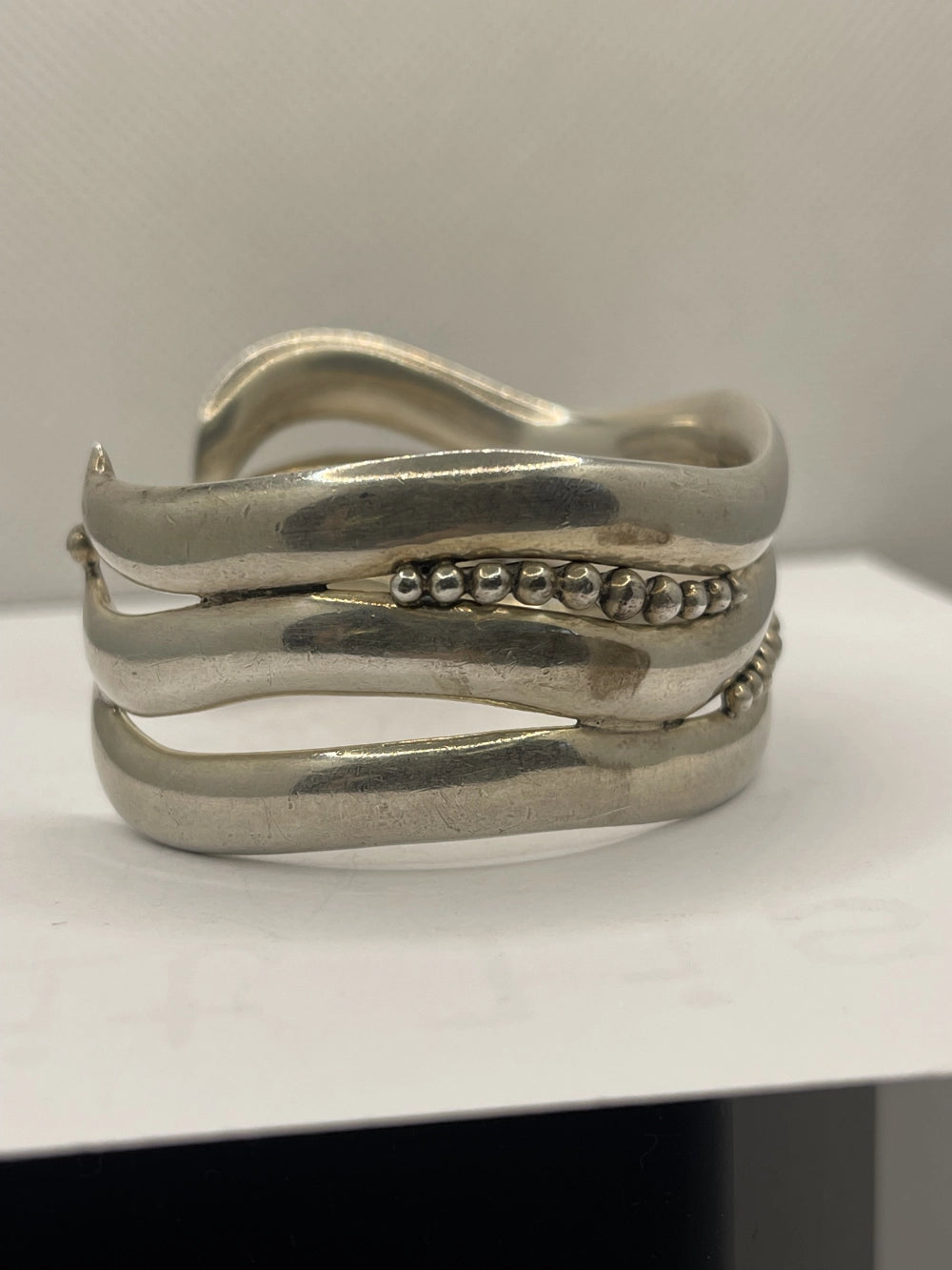 Side view of Vintage Anthony Pineda 970 Sterling Silver Modernist Cuff Bracelet
