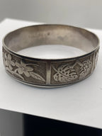 Front view of Vintage Kalakaua Gold 925 Silver Heirloom Bangle Bracelet