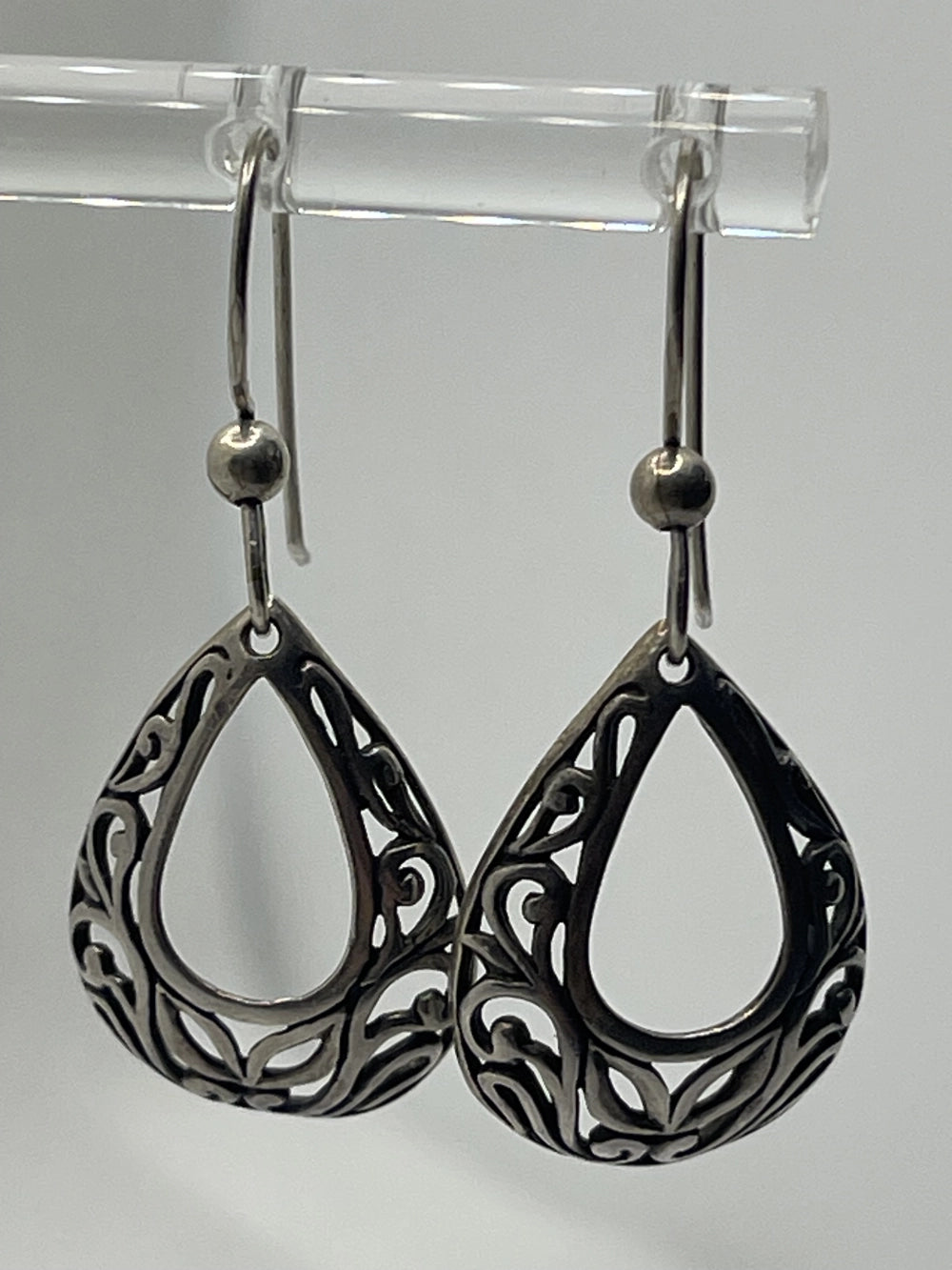 Vintage Jezlaine JEZ Silver 925 Filigree Teardrop Earrings