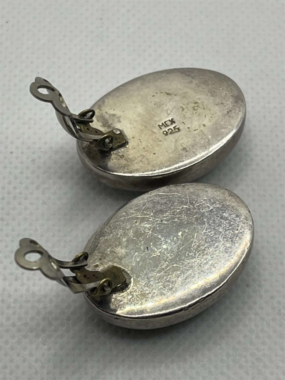 Hallmark of the Vintage Mexican 925 Sterling Silver Clip On Earrings with MEX 925 etched