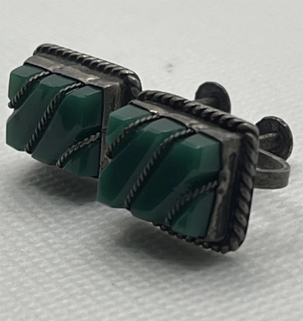Side View of the Vintage Mexican Green Onyx Sterling Silver Screwback Earrings