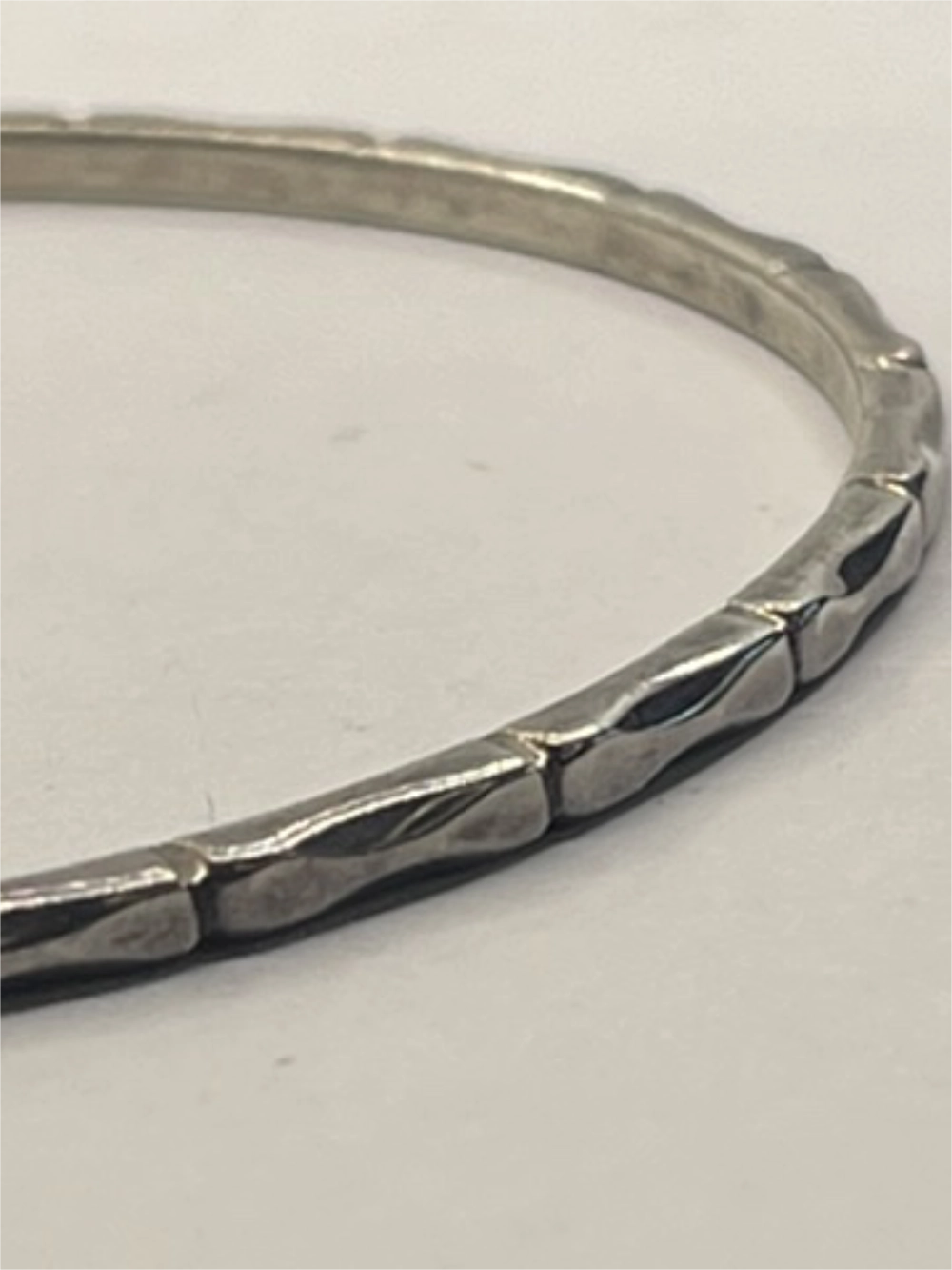 Closeup side view of Vintage Taxco Mexican Bamboo Style Bangle Bracelet