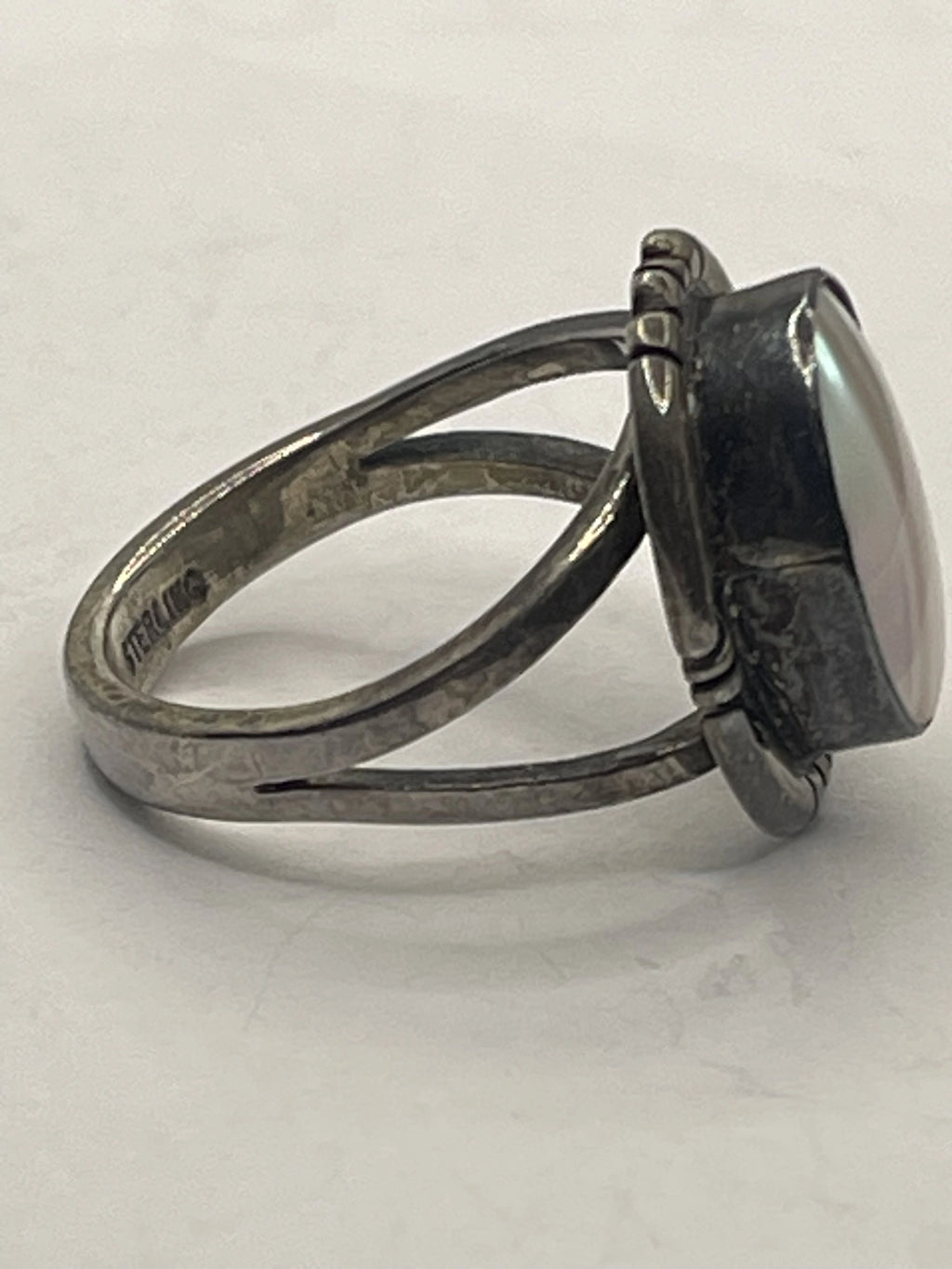 Side VIew of the Vintage NAKAI Sterling Silver Pink Mother of Pearl Navajo Ring
