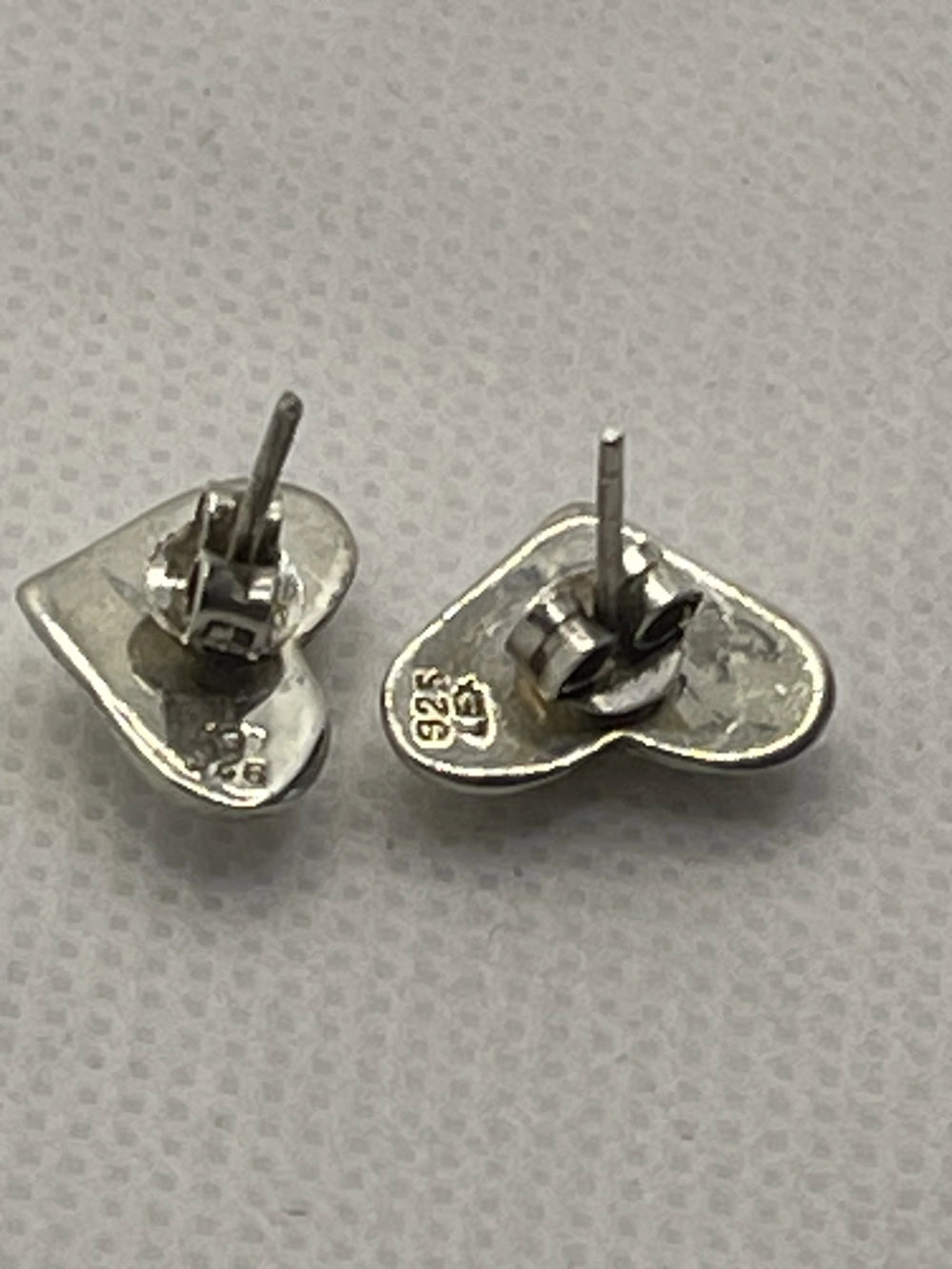 Hallmark of Preowned Vintage Puffy Heart Silver Stud Earrings 925 Mex with 926 LEX etched