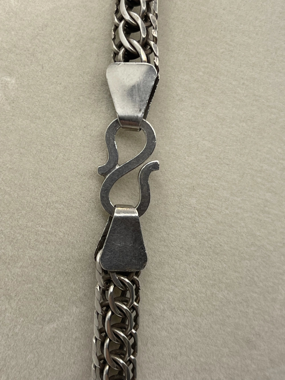Clasp of the Vintage Sterling Silver Spiga Wheat Chain Link Necklace 21"