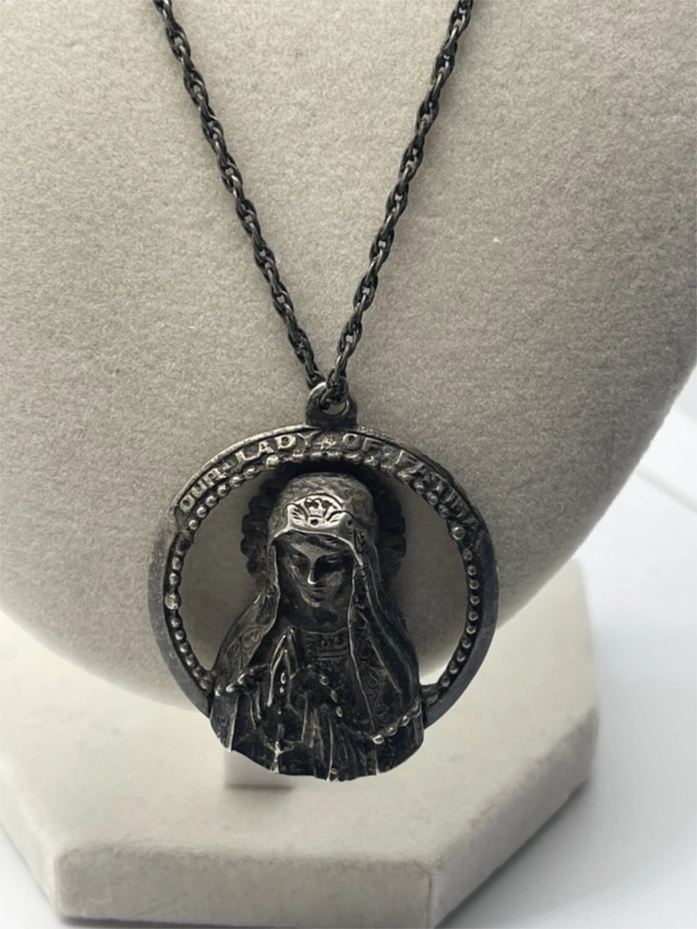Vintage Lang Fisher Sterling Silver Loop Cross Pendant Necklace
