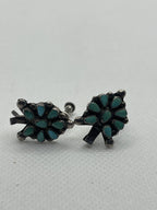 Vintage Zuni Pueblo Petit Point Turquoise Screwback Earrings