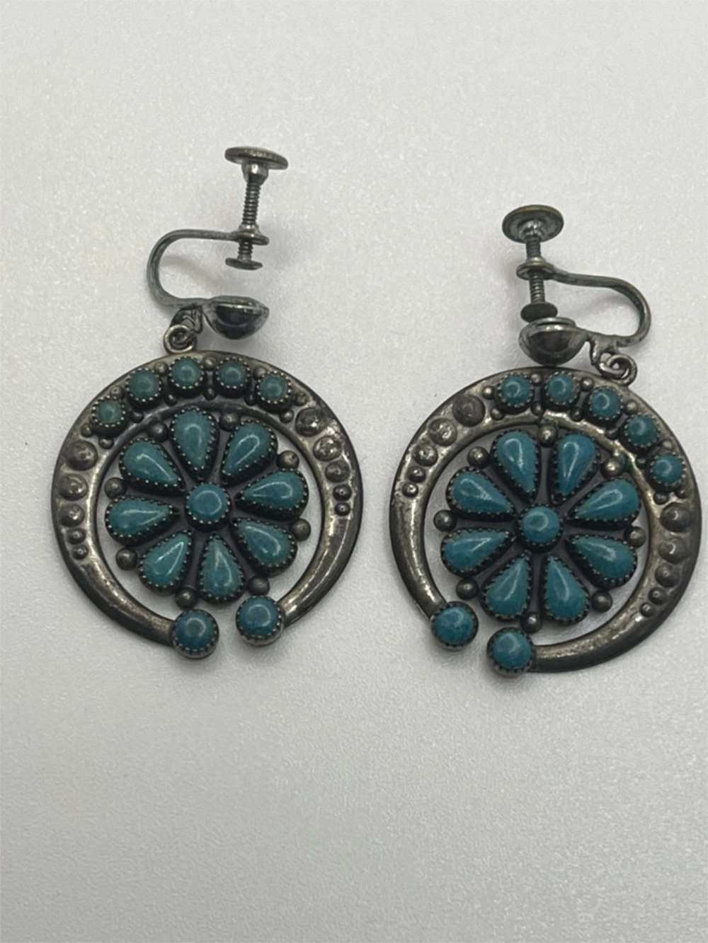 Vintage Zuni Turquoise Flower Earrings