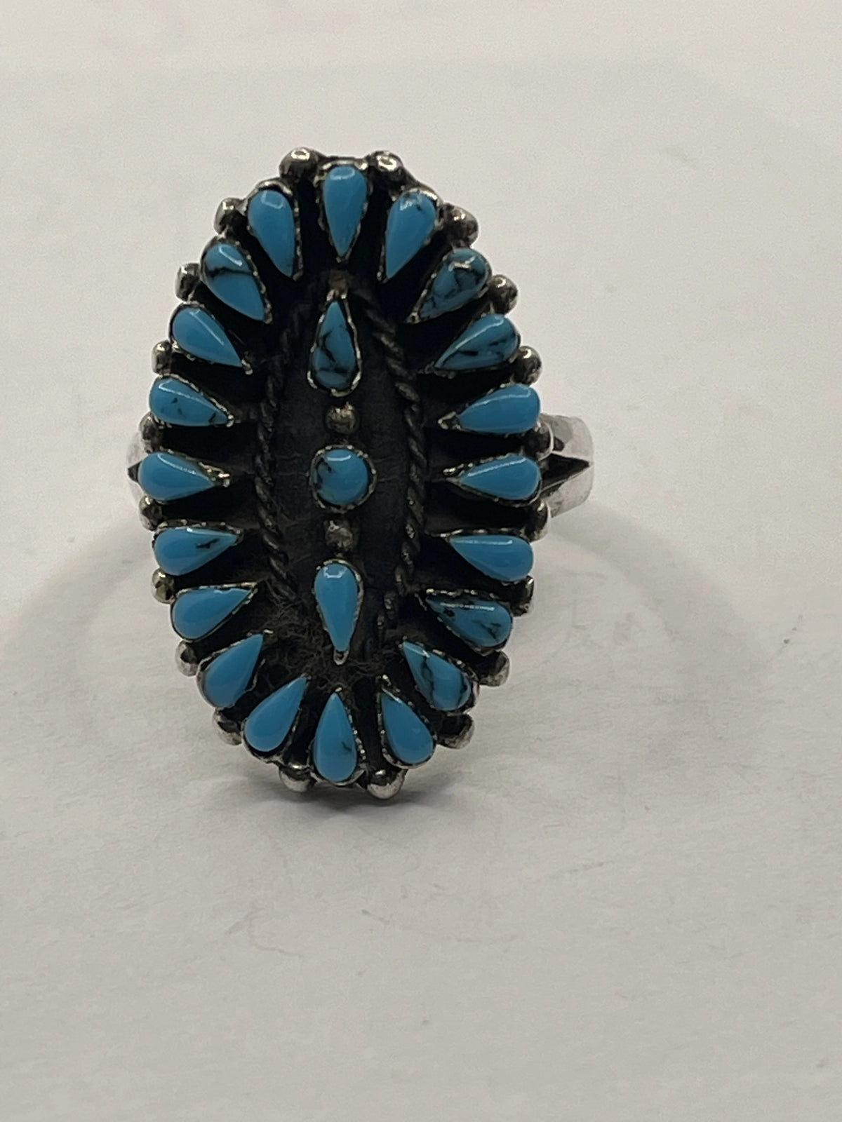 Front VIew ofthe 925 Silver Zuni Style Turquoise Cluster Ring